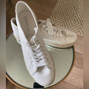 Steve Madden white rope sneakers. Size 9.5. Excellent condition!